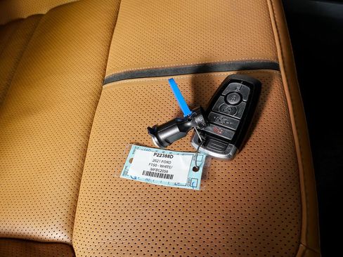 Used 2021 Ford F150 Platinum w/ Trailer Tow Package image 25