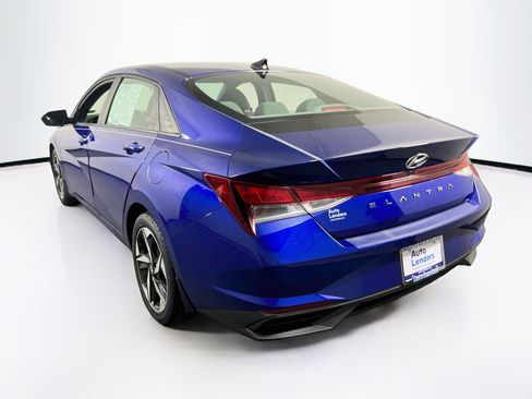 Used 2023 Hyundai Elantra SEL w/ Convenience Package FWD image 7