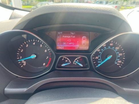Used 2016 Ford Escape SE FWD image 14