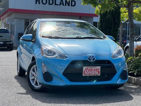 Used 2016 Toyota Prius C Four FWD image 1