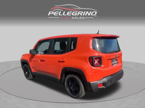 Used 2017 Jeep Renegade Sport w/ Power & Air Group FWD image 4