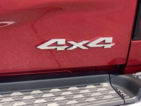 Used 2026 RAM 2500 Big Horn AWD/4WD image 6