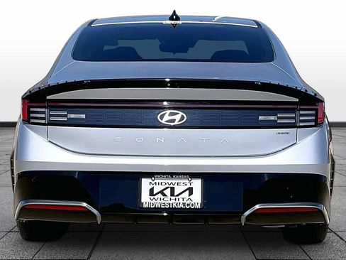 Used 2024 Hyundai Sonata SEL FWD image 4