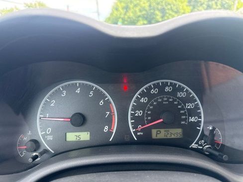 Used 2012 Toyota Corolla LE FWD image 23