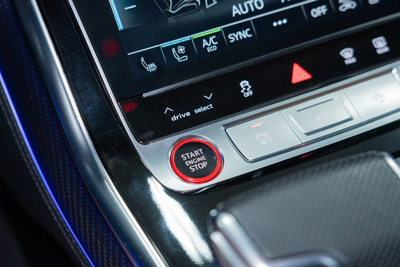 Used 2023 Audi RS Q8 AWD/4WD image 59