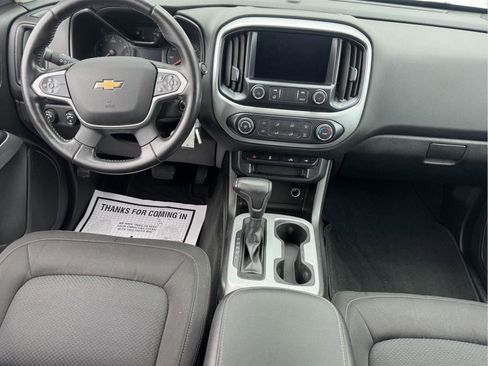 Used 2021 Chevrolet Colorado LT w/ LT Convenience Package image 12
