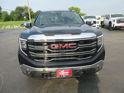 Certified 2023 GMC Sierra 1500 SLT w/ SLT Premium Plus Package AWD/4WD image 13
