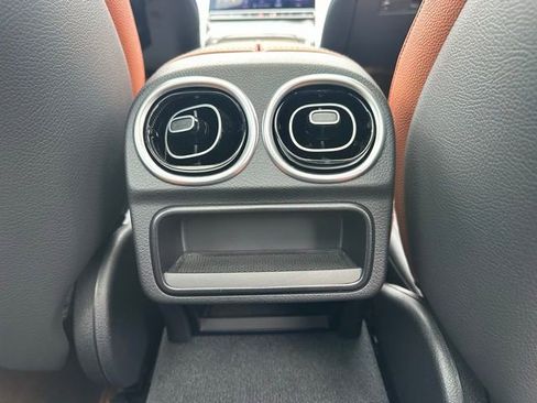 Certified 2023 Mercedes-Benz C 300 4MATIC Sedan image 24