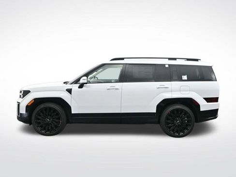 Used 2025 Hyundai Santa Fe Calligraphy FWD image 4