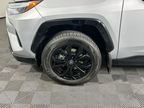 Certified 2024 Toyota RAV4 SE AWD/4WD image 11
