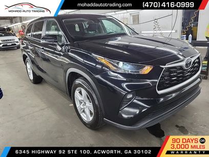 Used 2025 Toyota Highlander LE