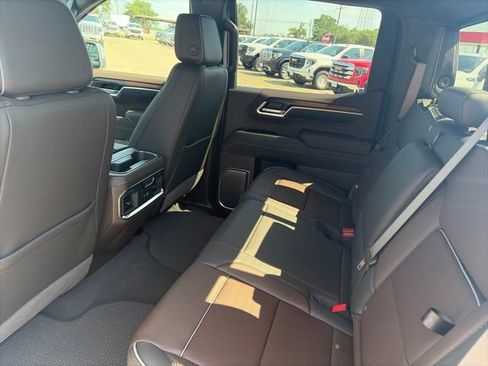 New 2026 GMC Sierra 1500 Denali w/ Denali Reserve Package AWD/4WD image 11