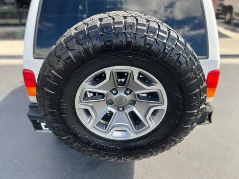 Used 1997 Jeep Cherokee Country AWD/4WD image 26