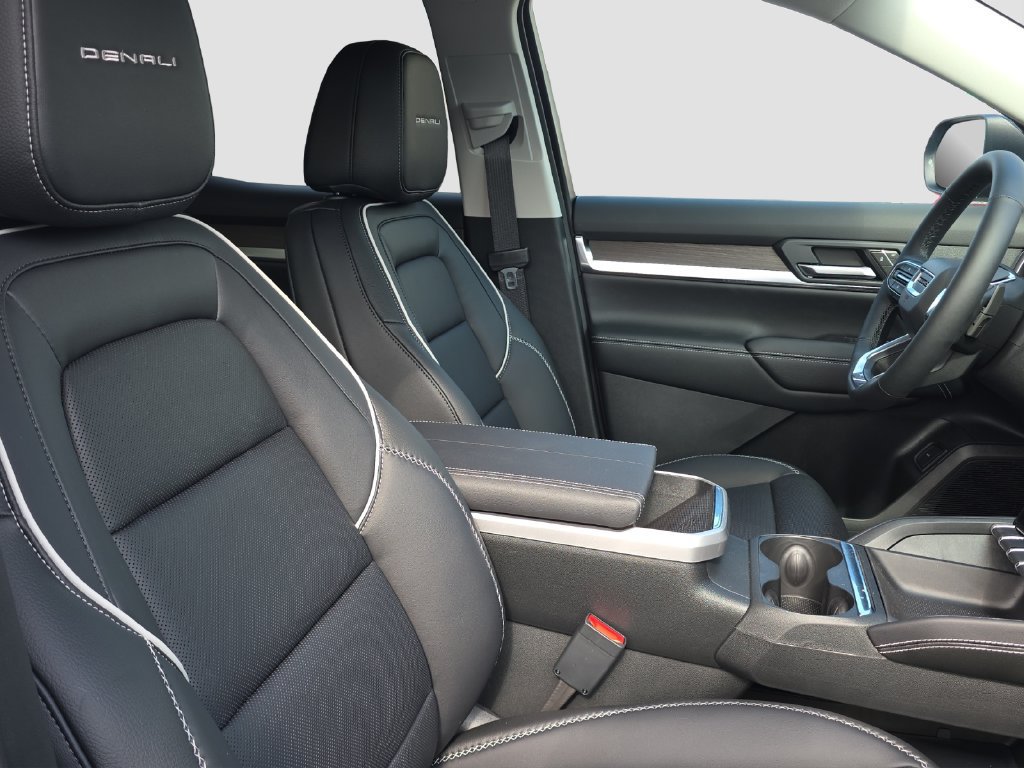 New 2027 GMC Terrain Denali w/ LPO, Floor Liner Package AWD/4WD image 20