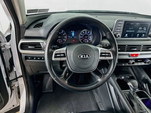 Used 2021 Kia Telluride LX AWD/4WD image 19
