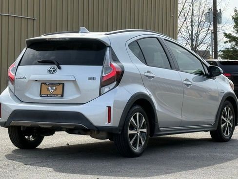 Used 2018 Toyota Prius C Two FWD image 5