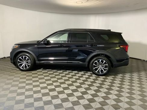 New 2026 Ford Explorer ST-Line AWD/4WD image 11