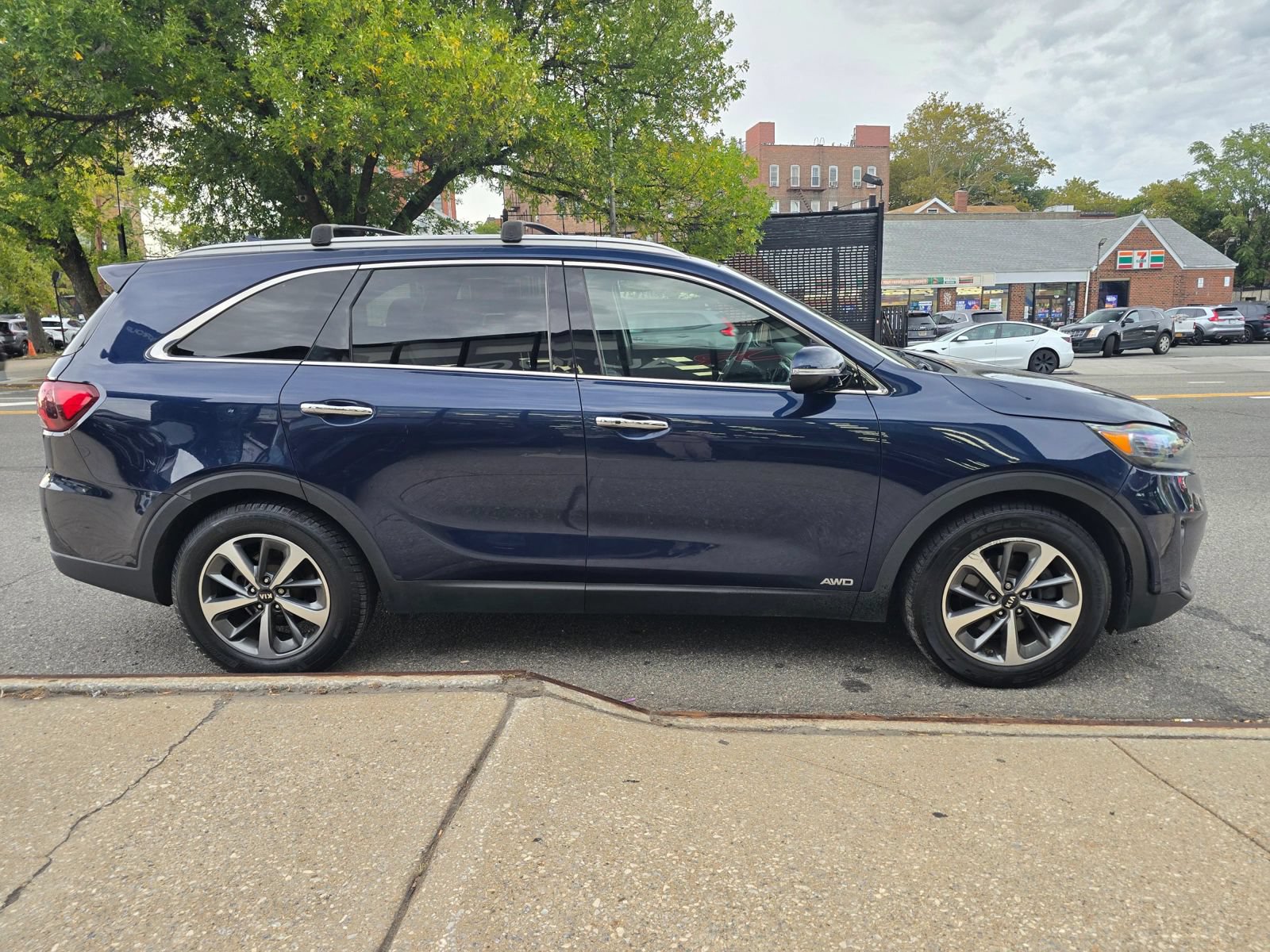 Used 2019 Kia Sorento EX AWD/4WD image 5