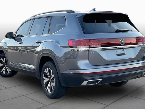 Used 2025 Volkswagen Atlas SE AWD/4WD image 11