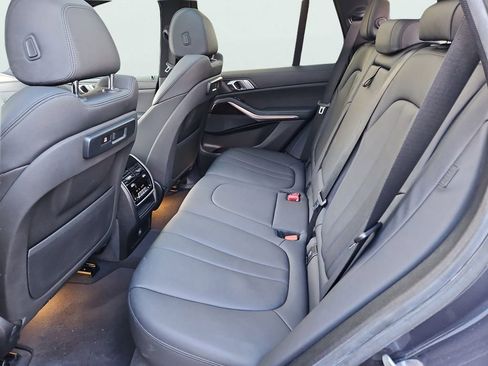 Used 2019 BMW X5 xDrive40i w/ Premium Package 2 image 36