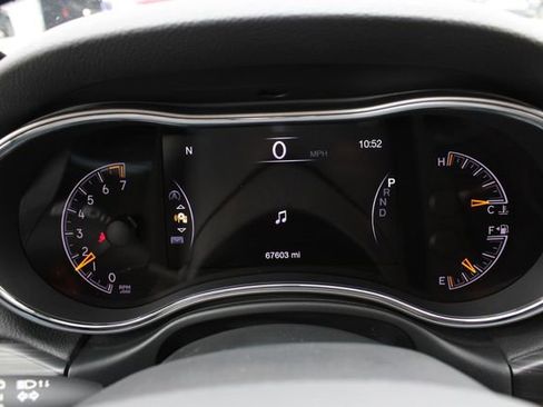 Used 2020 Jeep Grand Cherokee Limited AWD/4WD image 11