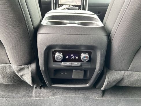 Used 2025 GMC Acadia Elevation image 51