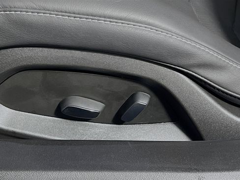 Used 2026 Chevrolet Corvette Stingray image 16