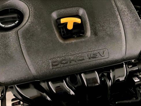 Certified 2025 Kia Soul LX w/ LX Technology Package FWD image 30