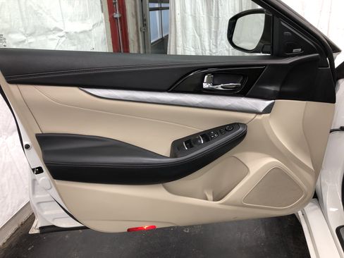 Used 2017 Nissan Maxima 3.5 SL image 12