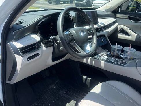 Used 2026 INFINITI QX60 Luxe w/ Cargo Package FWD image 6
