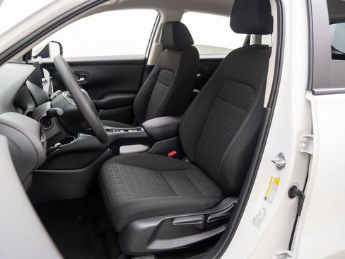 New 2026 Honda HR-V LX image 15