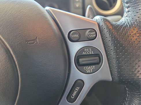 Used 2009 Nissan GT-R Premium AWD/4WD image 18