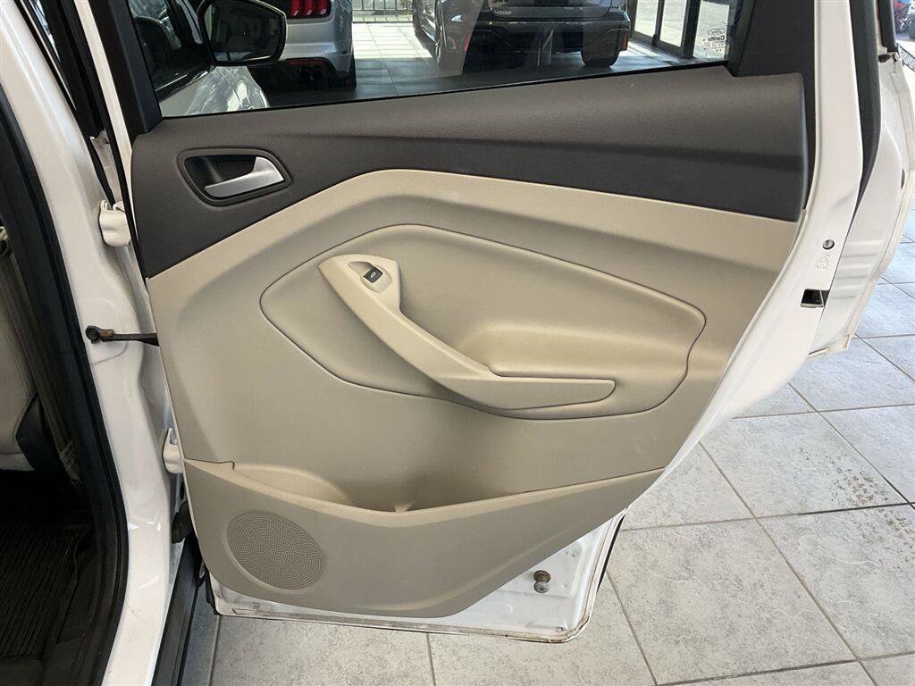 Used 2018 Ford Escape SEL w/ Ford Safe & Smart Package AWD/4WD image 15