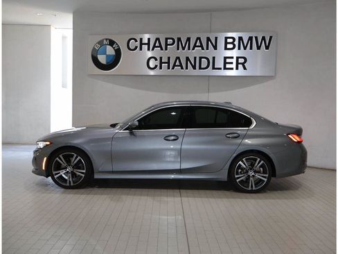 Used 2024 BMW 330i Sedan w/ Convenience Package RWD image 3