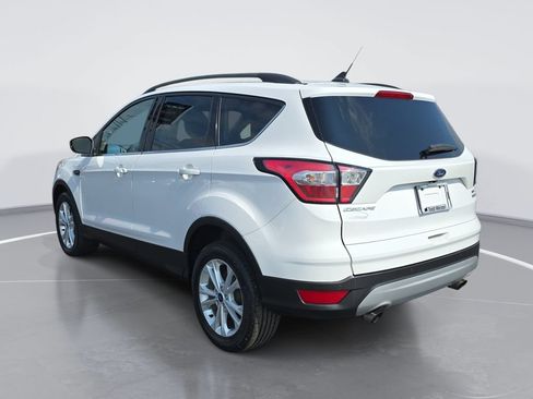 Used 2018 Ford Escape SEL w/ Ford Safe & Smart Package FWD image 6