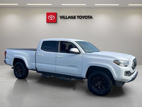 Certified 2021 Toyota Tacoma SR5 AWD/4WD image 7