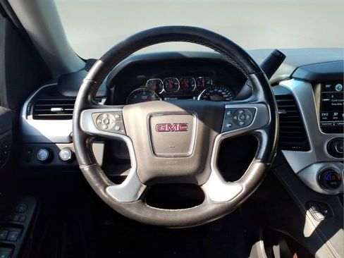 Used 2019 GMC Yukon SLT w/ Open Road Package AWD/4WD image 25