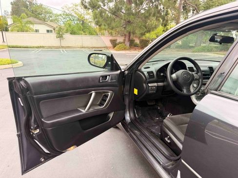 Used 2009 Subaru Legacy 2.5i Special Edition AWD/4WD image 14
