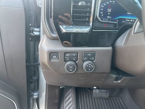 Used 2024 Chevrolet Silverado 1500 RST w/ Convenience Package II AWD/4WD image 18