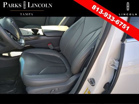 Used 2019 Lincoln Nautilus Reserve w/ Driver Assistance Package FWD image 19
