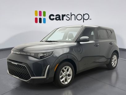 Used 2025 Kia Soul LX w/ LX Technology Package