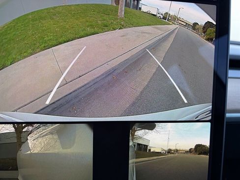 Used 2018 Tesla Model 3 Long Range image 21