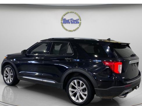 Used 2021 Ford Explorer Platinum w/ Equipment Group 601A AWD/4WD image 3