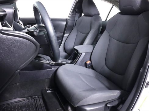 Used 2022 Toyota Corolla LE FWD image 29
