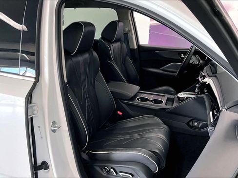 Used 2026 Acura MDX SH-AWD w/ Advance Package image 12