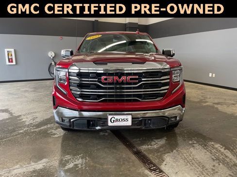 Certified 2022 GMC Sierra 1500 SLT image 3