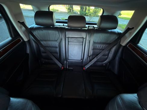 Used 2014 Volkswagen Touareg VR6 AWD/4WD image 36