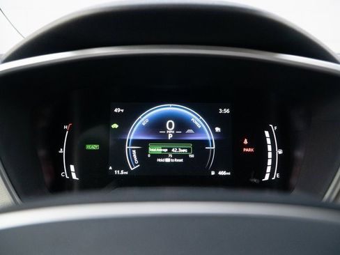 Used 2025 Toyota Corolla XLE image 24