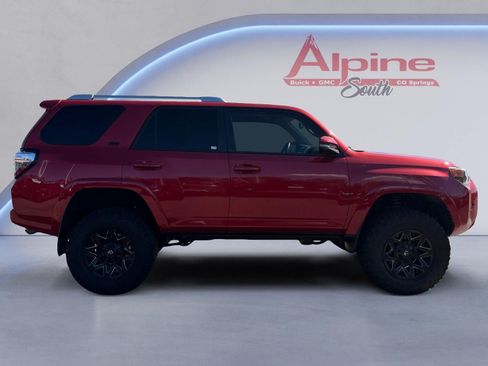 Used 2016 Toyota 4Runner Trail Premium AWD/4WD image 6