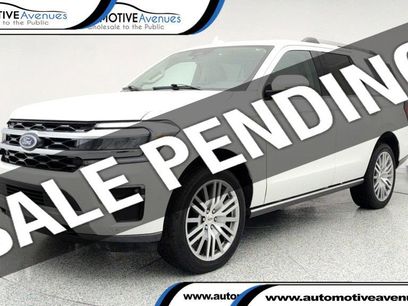 Used 2023 Ford Expedition Limited
